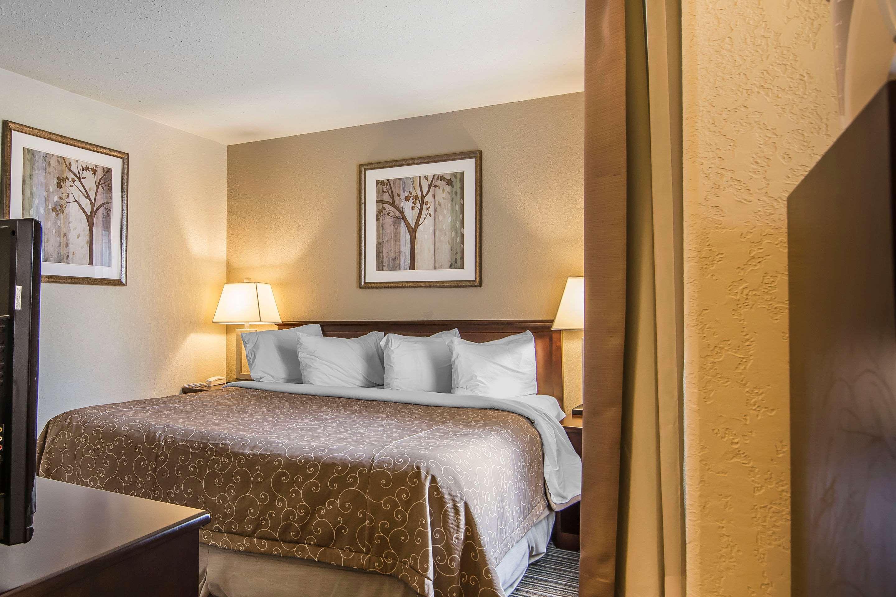 Quality Inn & Suites Yorkton Exterior foto