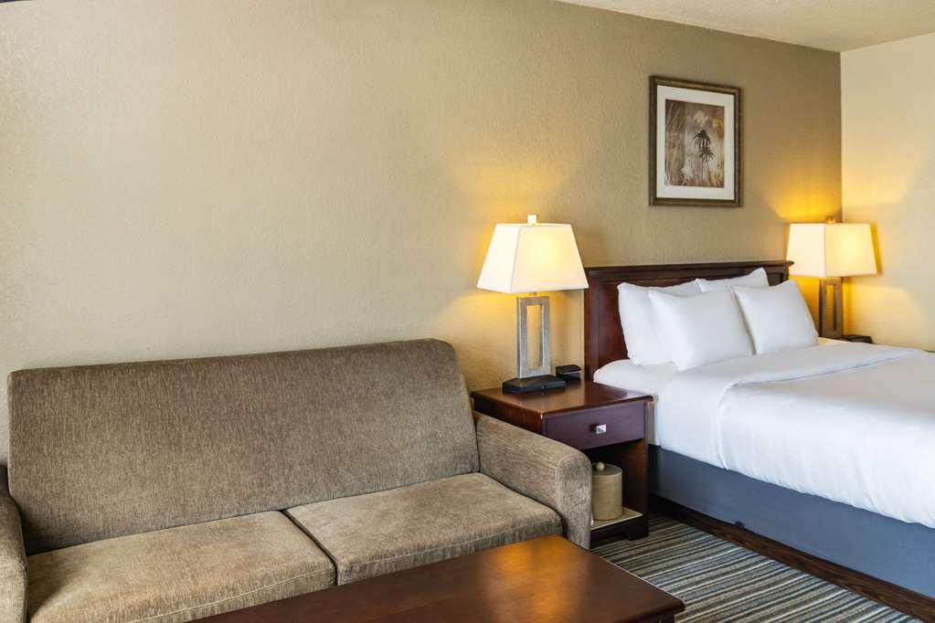 Quality Inn & Suites Yorkton Habitación foto