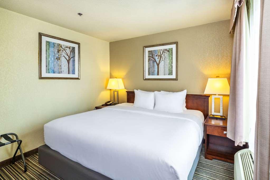 Quality Inn & Suites Yorkton Habitación foto